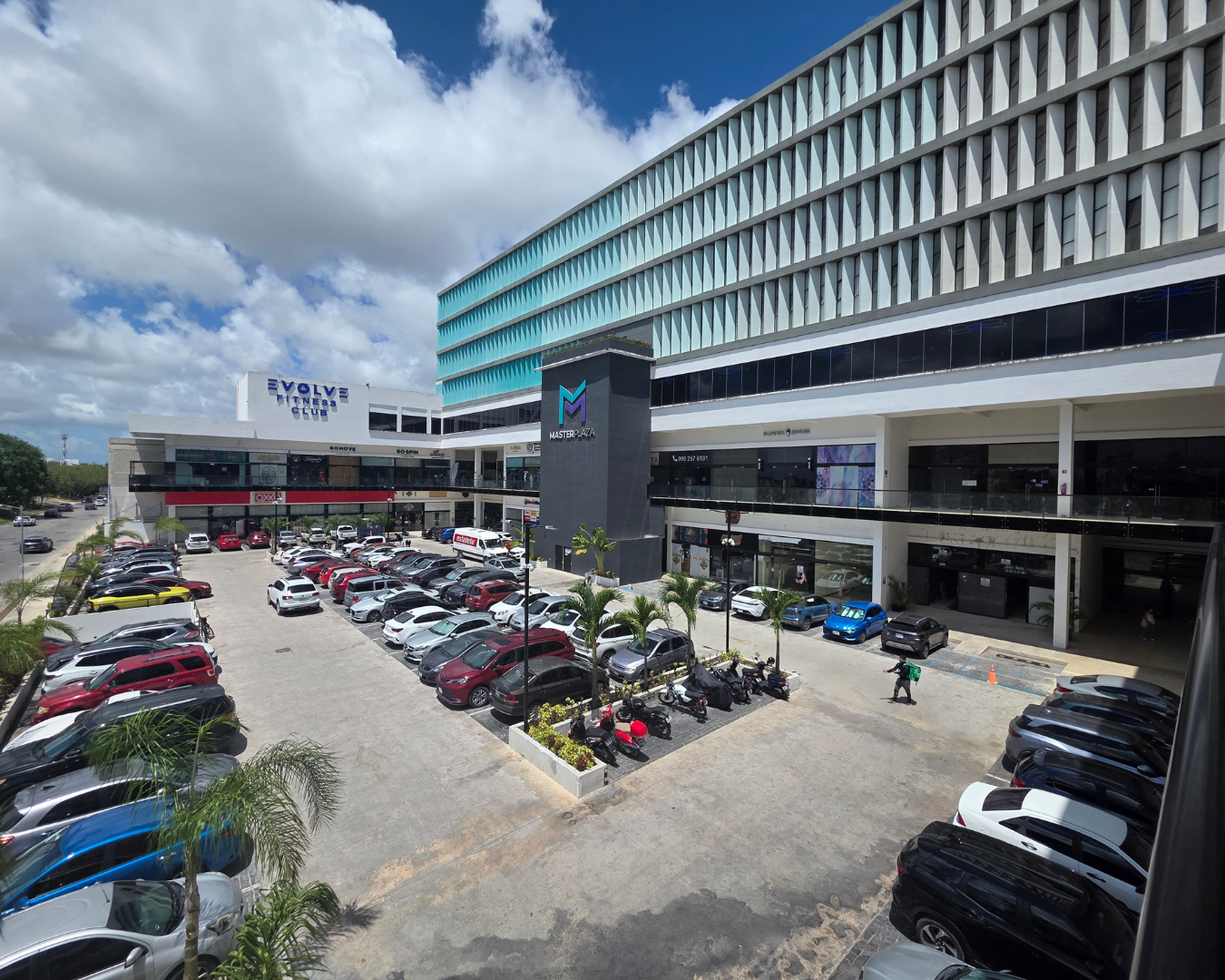 Local Comercial en Venta Masterplaza 135 Cancún