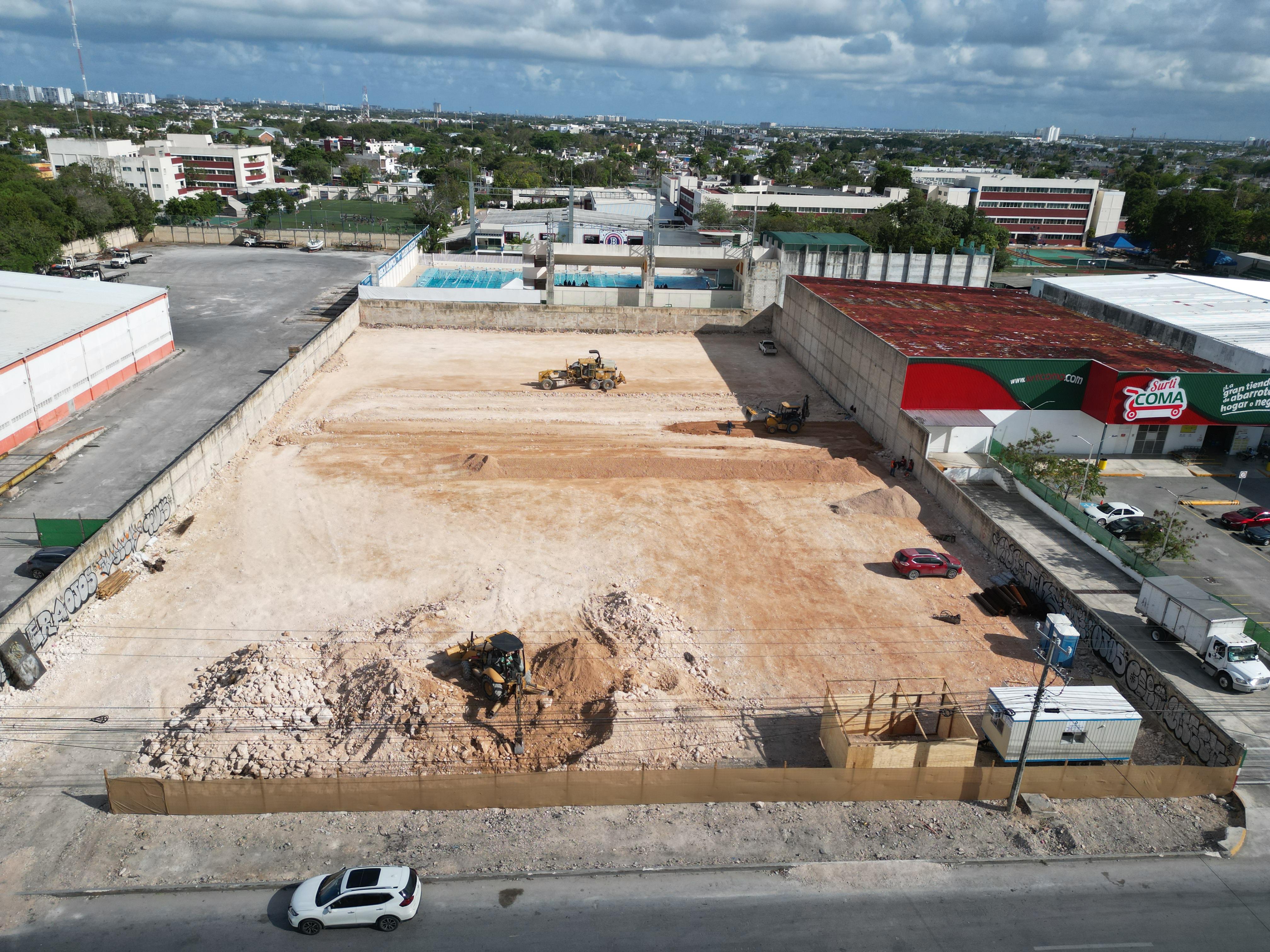 Renta de Bodega Comercial e Industrial en Av.Lopez Portillo