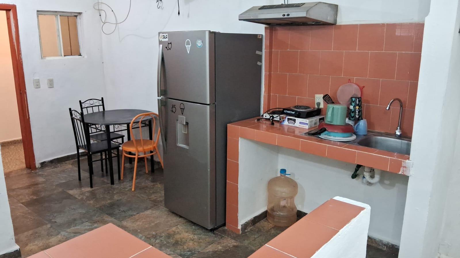 5 cuartos 1 local comercial en Playa del Carmen