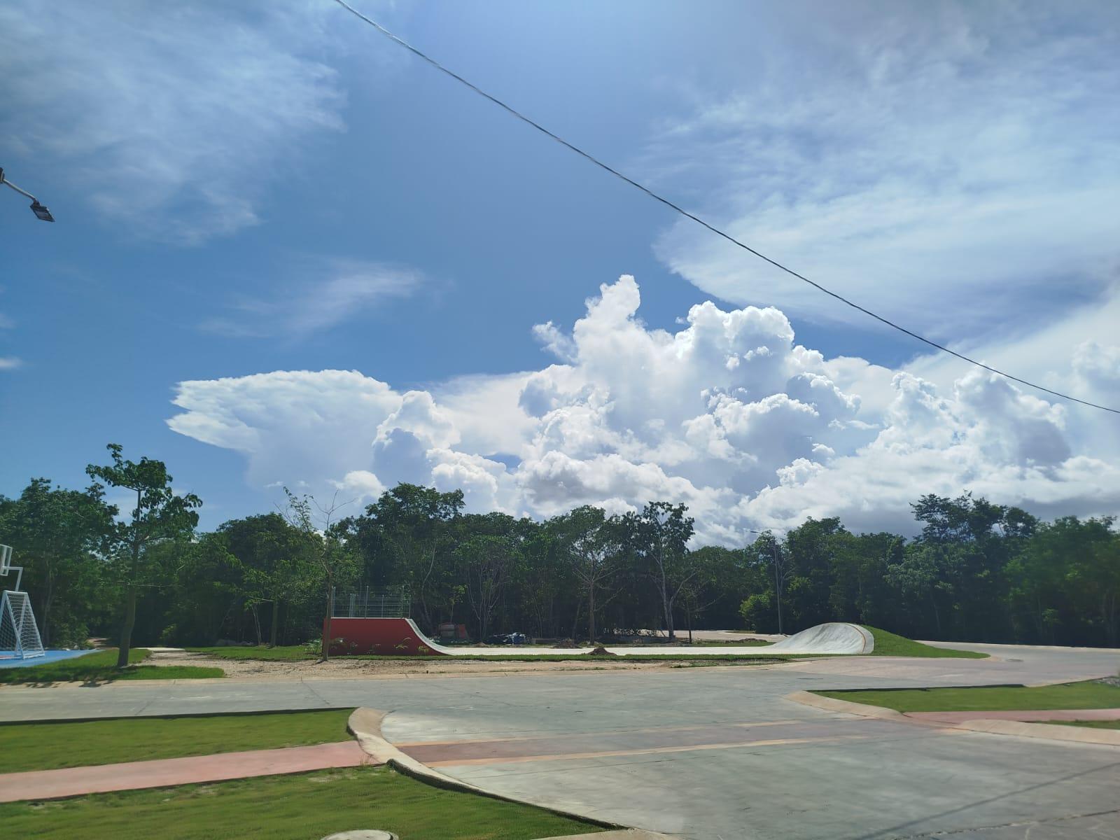 Lote uso mixto en Residencial Altai, Cancún