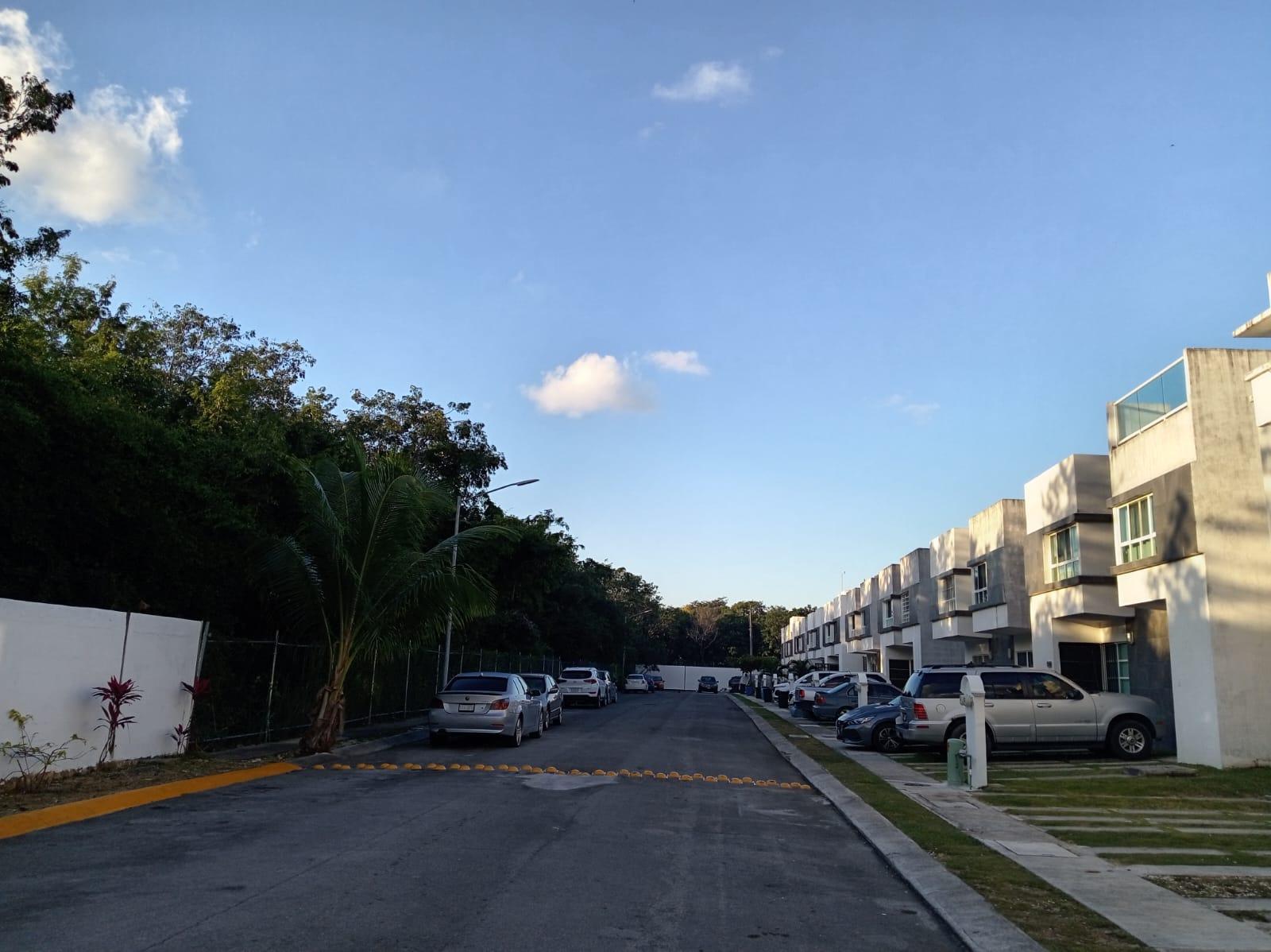 Casa en Fraccionamiento Playa Azul, Playa del Carmen