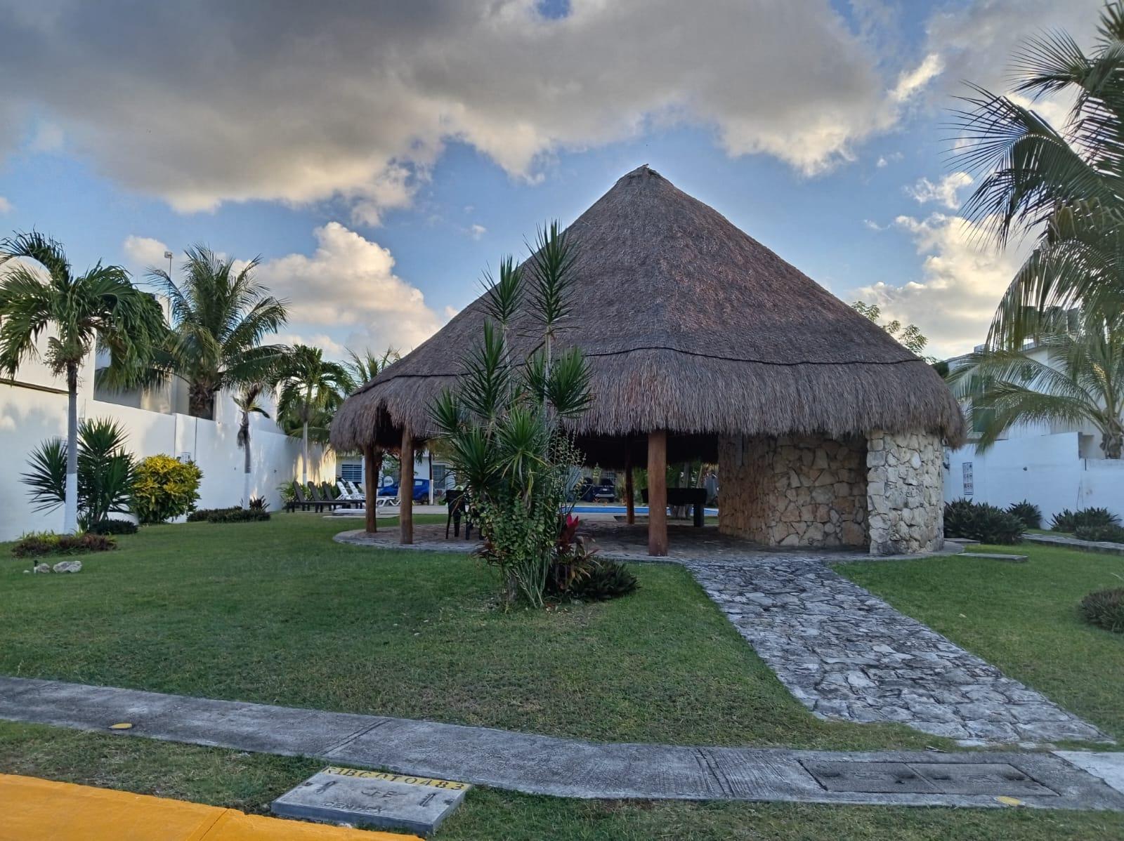 Casa en Fraccionamiento Playa Azul, Playa del Carmen