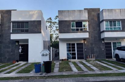 Casa en Fraccionamiento Playa Azul, Playa del Carmen