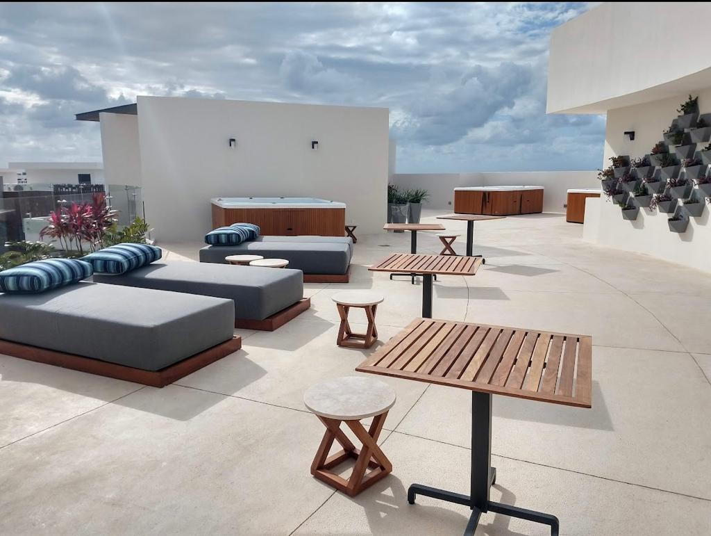 VILLA EN RENTA AMUEBLADA EN MAYAKOBA, PLAYA DEL CARMEN
