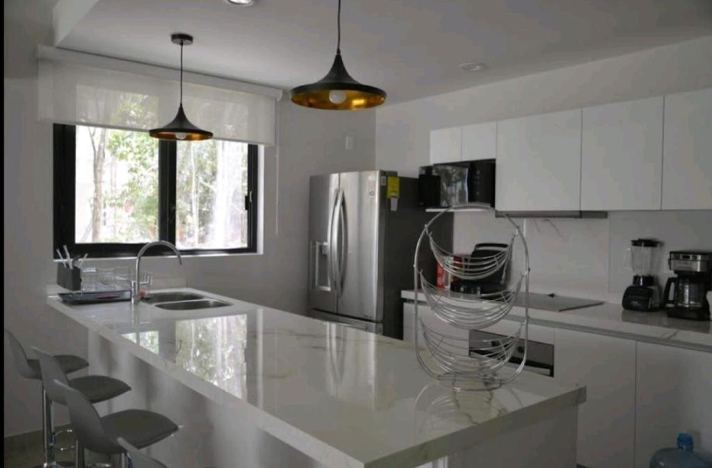 VILLA EN RENTA AMUEBLADA EN MAYAKOBA, PLAYA DEL CARMEN