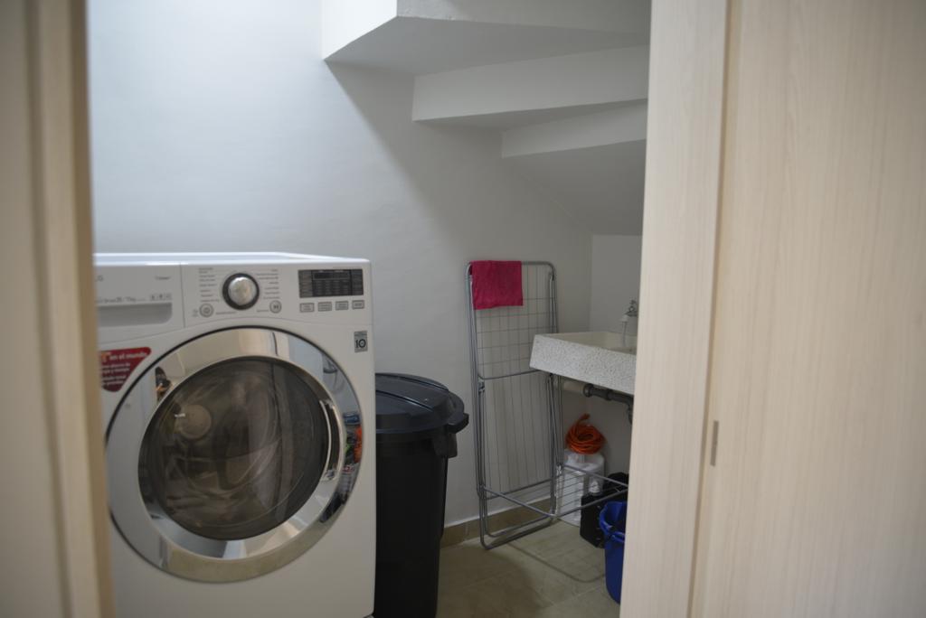 VILLA EN RENTA AMUEBLADA EN MAYAKOBA, PLAYA DEL CARMEN