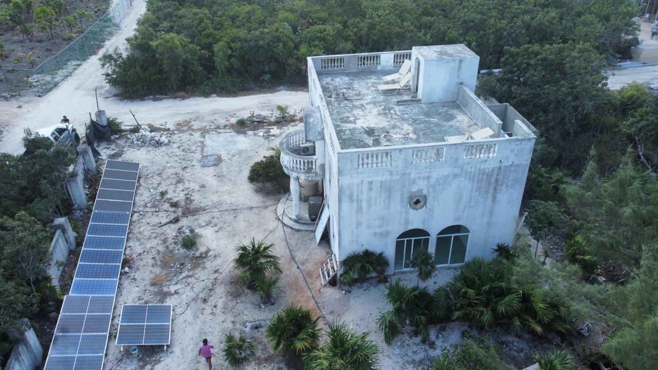 Residencia en Obra gris en Isla Blanca