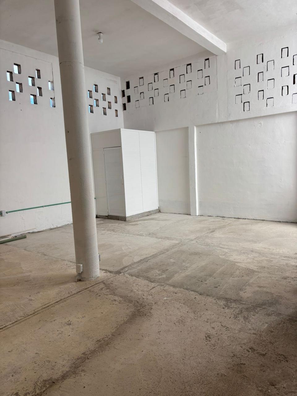 Inmueble Uso mixto sobre la Avenida Kabah!