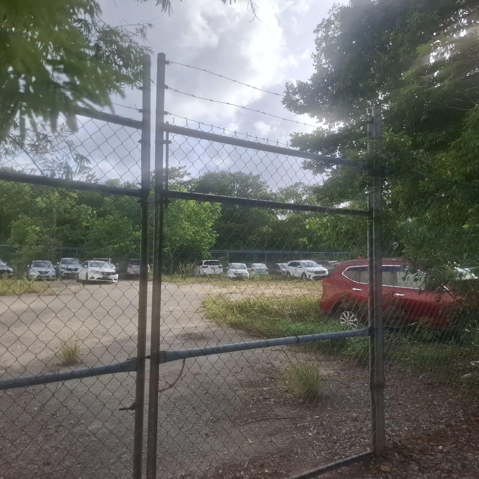 Terreno comercial e industrial a lado del Aeropuerto de Cancún!