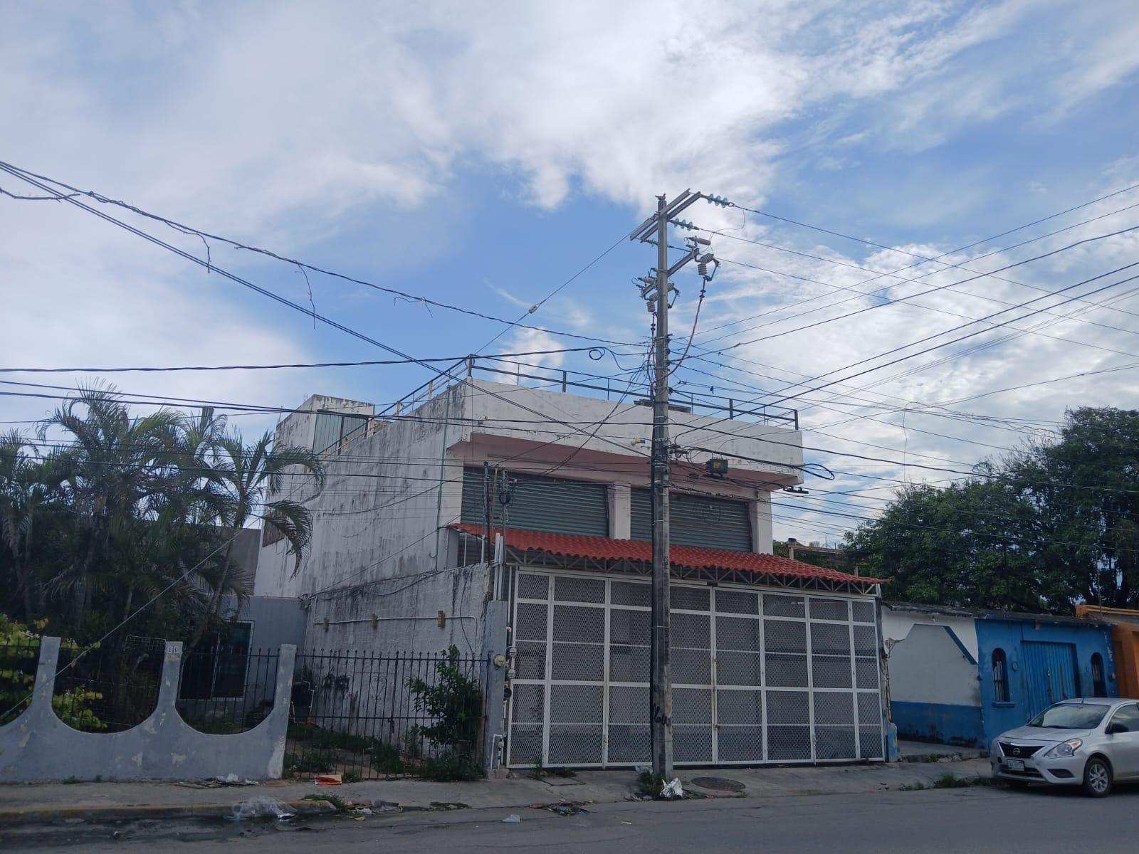 Bodega a cuadras del Toro Valenzuela