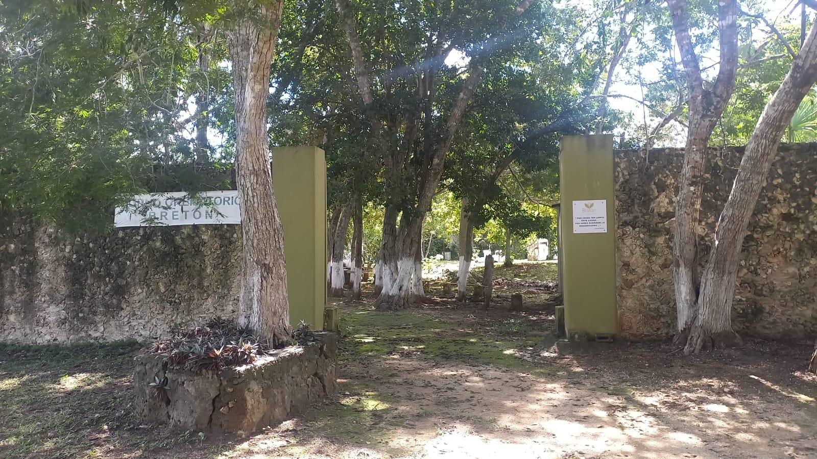 Panteón en Venta en Leona Vicario